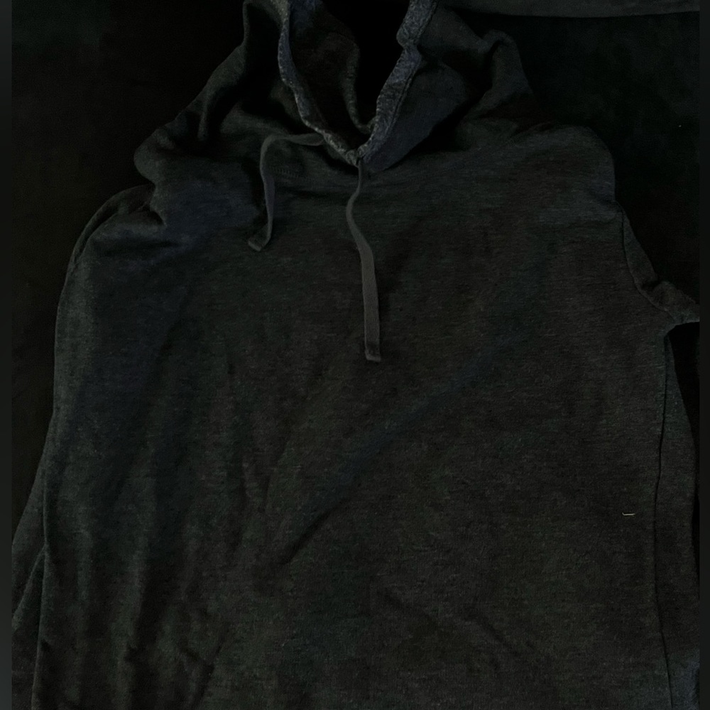 dark gray hanes hoodie